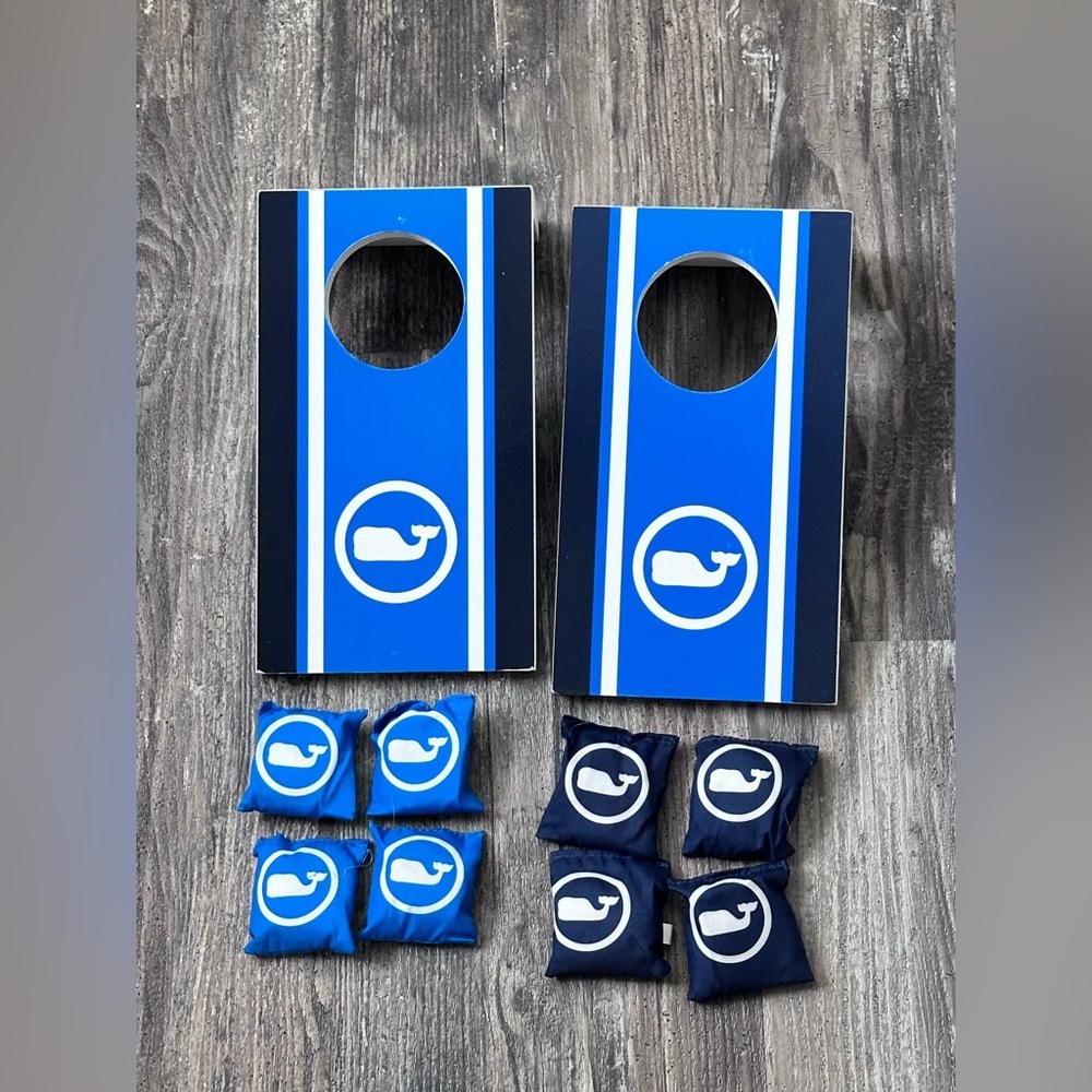 Vineyard Vines GWP Whale Dot Table 10 Piece Corn Hole Set With Bags Blue - Picture 2 of 6